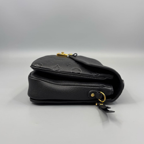 Louis Vuitton Pochette Metis Monogram Empreinte Black