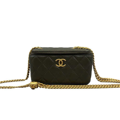 Chanel Quilted Small Vanity Case Calfskin Green