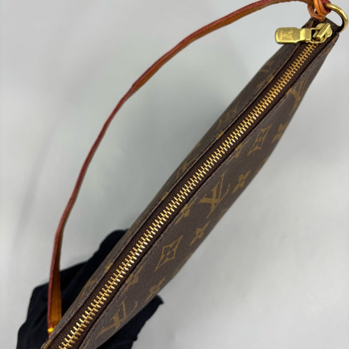 Louis Vuitton Pochette Accessories 22 Monogram Brown