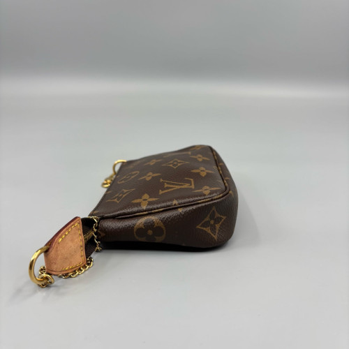 Louis Vuitton Mini Pochette Accessories Monogram Brown