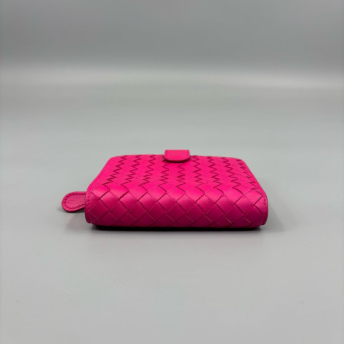 Bottega Veneta Compact Wallet Lambskin Intrecciato Nappa Magenta