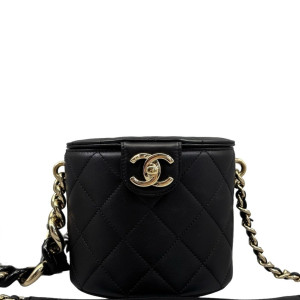 Chanel Quilted Tubular Vanity Case Calfskin Black
