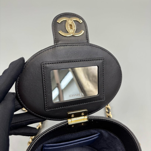 Chanel Quilted Tubular Vanity Case Calfskin Black Chanel Quilted Tubular Vanity Case Calfskin Black