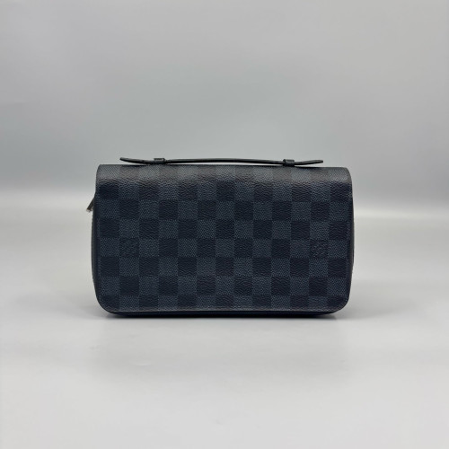 Louis Vuitton Clutch Damier Graphite Black