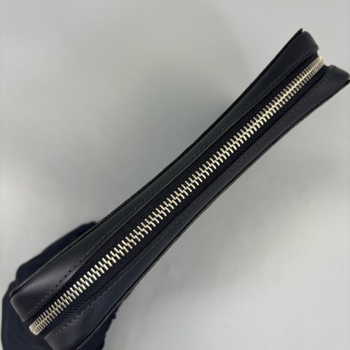 Louis Vuitton Clutch Damier Graphite Black