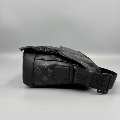 Louis Vuitton Voyager Messenger Monogram Eclipse Black