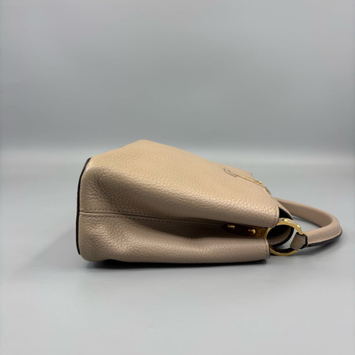 Louis Vuitton Capucines BB Grained Calfskin Grey