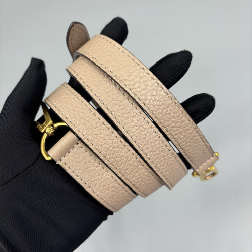 Louis Vuitton Capucines BB Grained Calfskin Grey