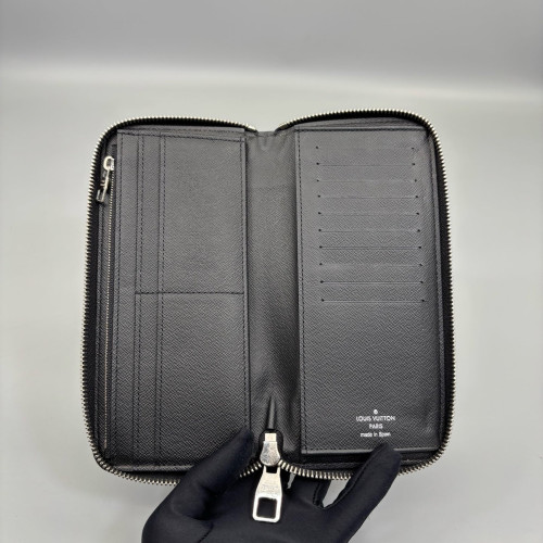 Louis Vuitton Clemence Walle Damier Graphite Black
