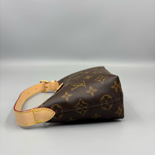 Louis Vuitton Hills Pochette Monogram Brown