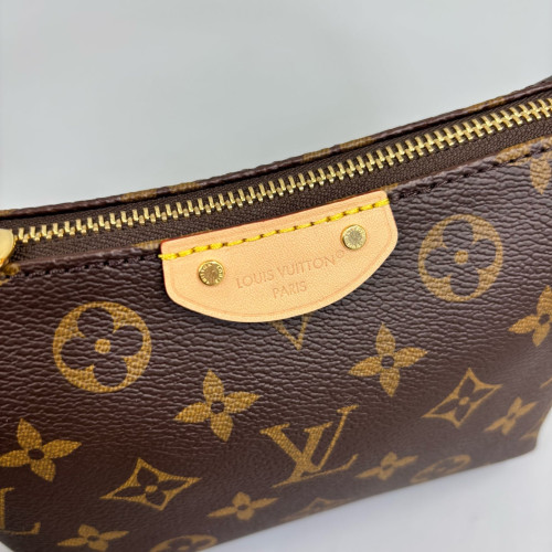 Louis Vuitton Hills Pochette Monogram Brown