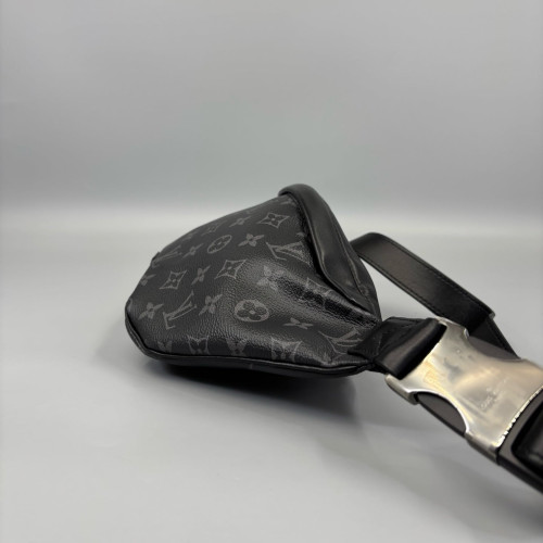 Louis Vuitton Discovery Bumbag Monogram Eclipse Black Louis Vuitton Discovery Bumbag Monogram Eclipse Black