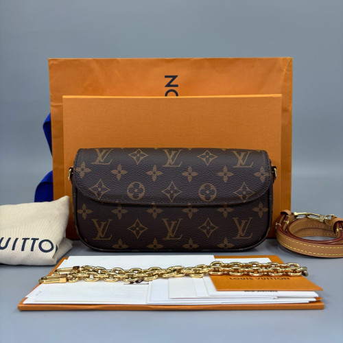 Louis Vuitton Ivy Wallet On Chain Monogram Brown Louis Vuitton Ivy Wallet On Chain Monogram Brown