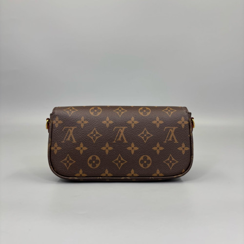 Louis Vuitton Ivy Wallet On Chain Monogram Brown Louis Vuitton Ivy Wallet On Chain Monogram Brown