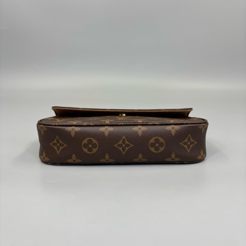 Louis Vuitton Ivy Wallet On Chain Monogram Brown Louis Vuitton Ivy Wallet On Chain Monogram Brown