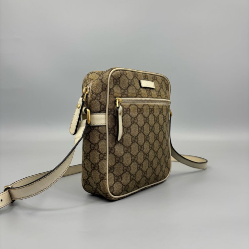 Gucci Messenger GG Supreme Monogram Brown Beige