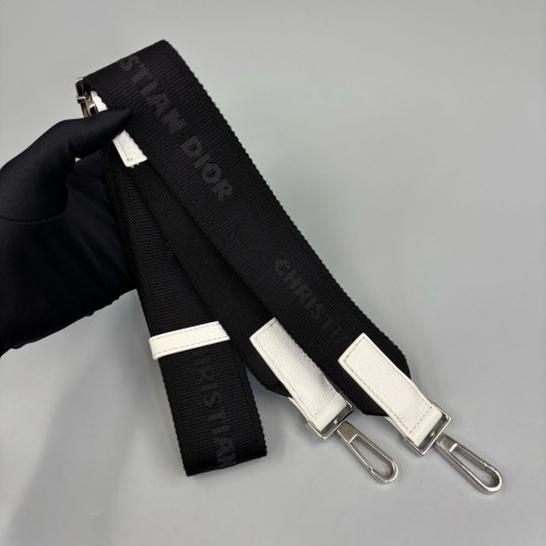 Dior Roller Messenger Bag Grained Calfskin White