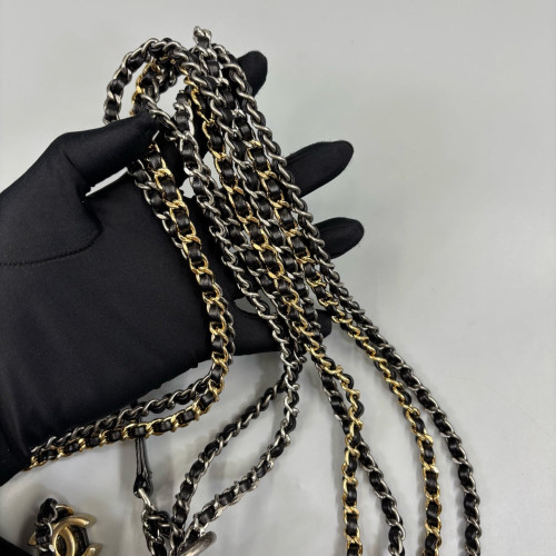 Chanel Quilted Small Gabrielle Hobo Calfskin White Black