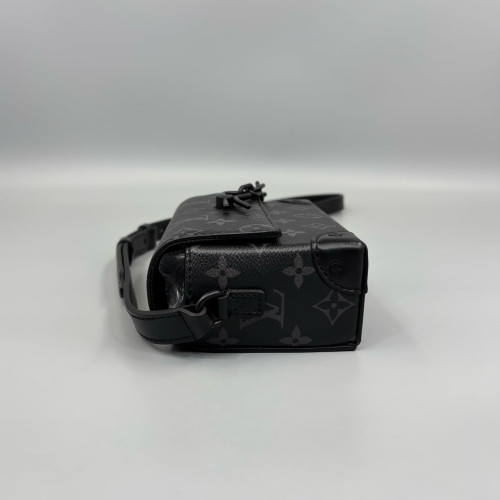 Louis Vuitton Steamer Wearable Wallet Monogram Eclipse Black