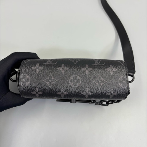 Louis Vuitton Steamer Wearable Wallet Monogram Eclipse Black