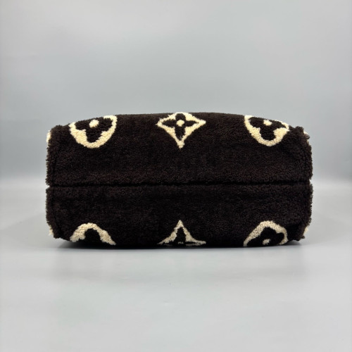 Louis Vuitton Onthego GM Monogram Giant Teddy Black White Brown