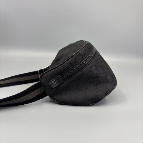 Gucci Waist Belt Bag GG Supreme Monogram Black