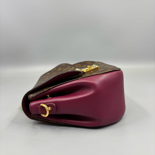 Louis Vuitton Eden MM Monogram Brown