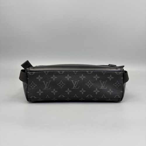 Louis Vuitton Voyager Messenger Monogram Eclipse Black