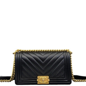 Chanel Chevron Quilted Medium Boy Flap Calfskin Black Chanel Chevron Quilted Medium Boy Flap Calfskin Black