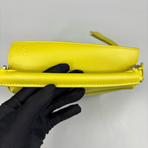 Loewe Mini Puzzle Calfskin Light Green