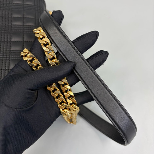 Burberry Small Lola Crossbody Bag Calfskin Black Burberry Small Lola Crossbody Bag Calfskin Black