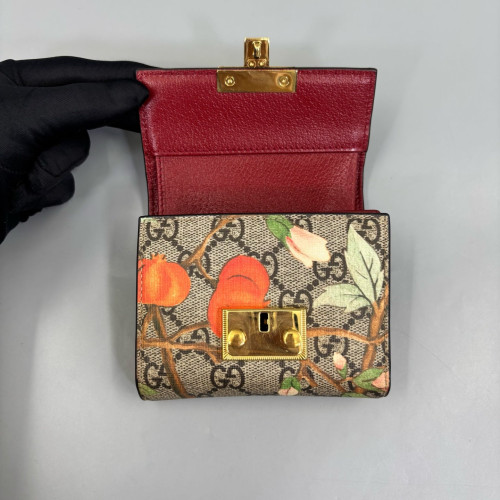Gucci Flap Wallet GG Monogram Beige