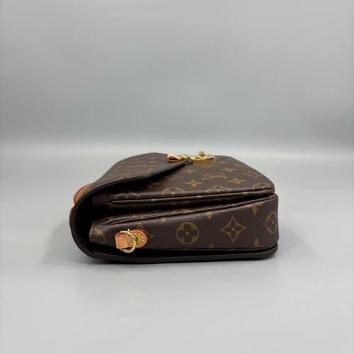 Louis Vuitton Pochette Metis Monogram Brown