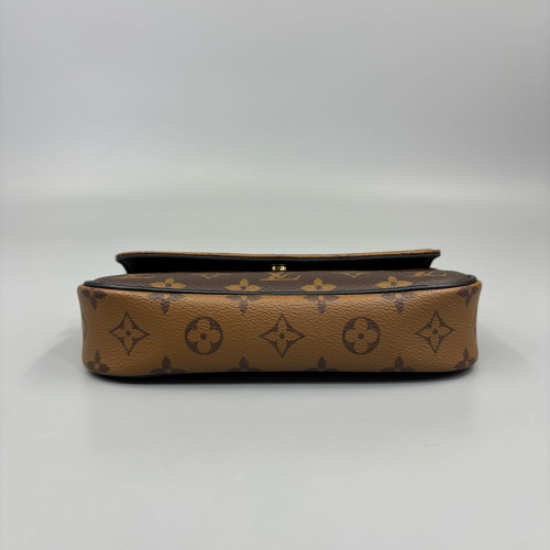 Louis Vuitton Ivy Wallet On Chain Monogram Brown Black