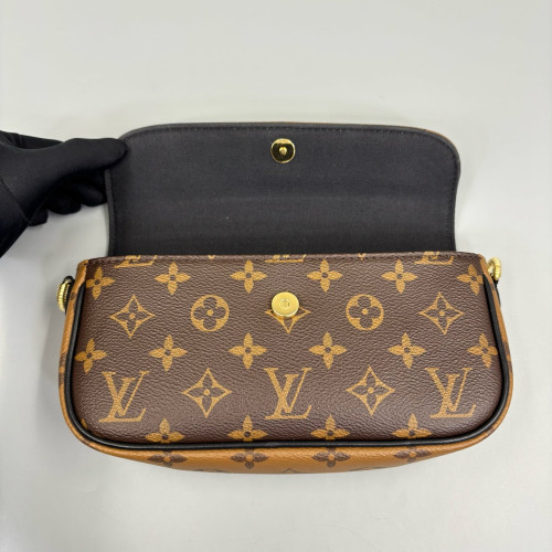 Louis Vuitton Ivy Wallet On Chain Monogram Brown Black