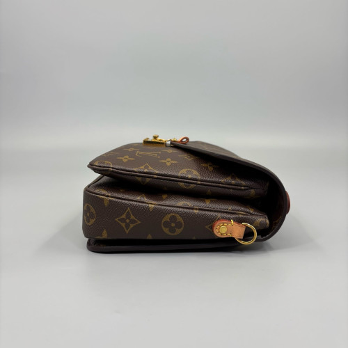 Louis Vuitton Pochette Metis Monogram Dark Brown Light Brown