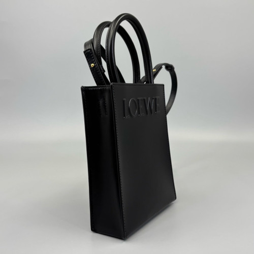 Loewe Sac Plat Calfskin Black