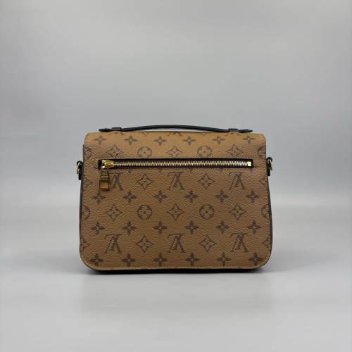 Louis Vuitton Pochette Metis Monogram Brown