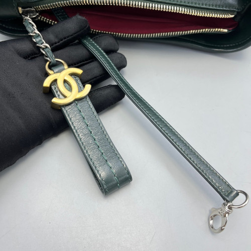 Chanel Chevron Quilted Small Gabrielle Hobo Crumpled Calfskin Green