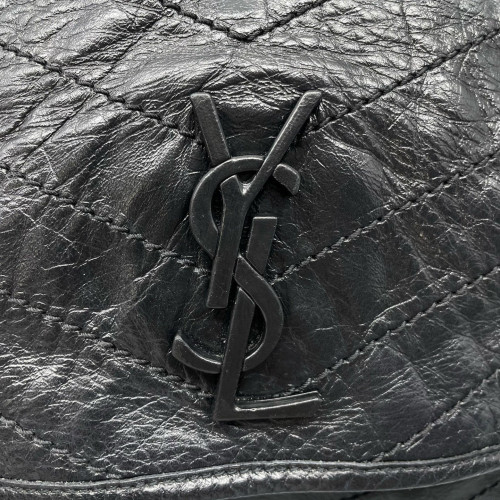 Yves Saint Laurent Medium Niki Chain Calfskin Black