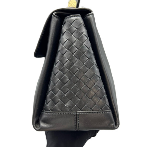 Bottega Veneta Medium Piazza Bag Nappa Black