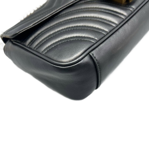 Gucci Chevron Small GG Marmont Calfskin Black Gucci Chevron Small GG Marmont Calfskin Black