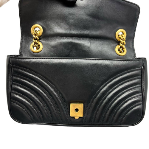 Gucci Chevron Small GG Marmont Calfskin Black Gucci Chevron Small GG Marmont Calfskin Black