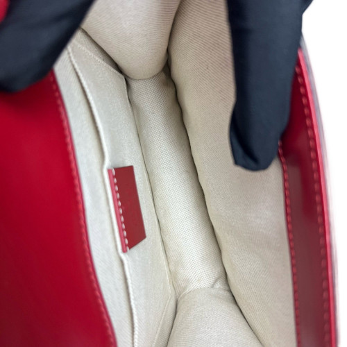 Gucci Crossbody Bag Glazed Calfskin Red