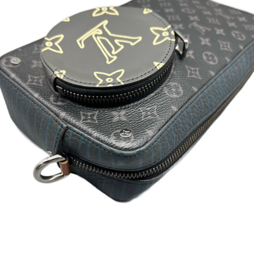 Louis Vuitton Messenger Monogram Eclipse Black