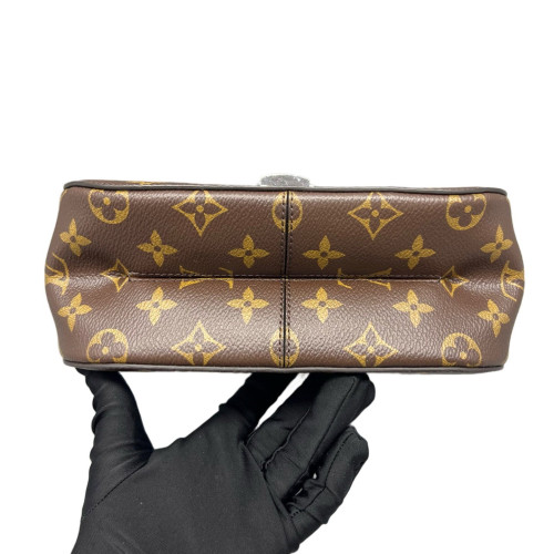 Louis Vuitton Chain It PM Monogram Brown Black