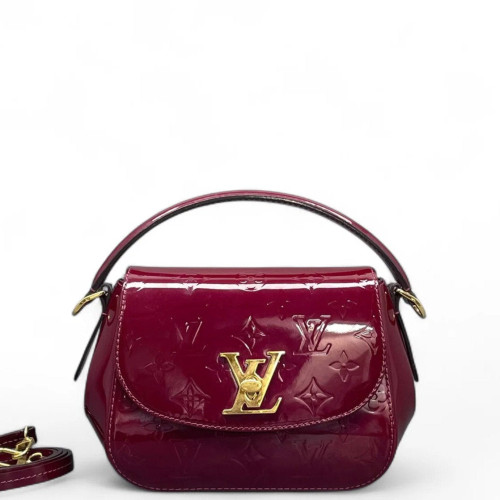 Louis Vuitton Pasadena Handbag Vernis Amarante