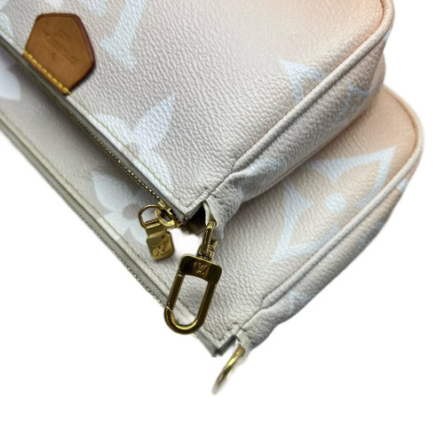 Louis Vuitton Multi Pochette Accessories Empreinte Monogram Giant Pink