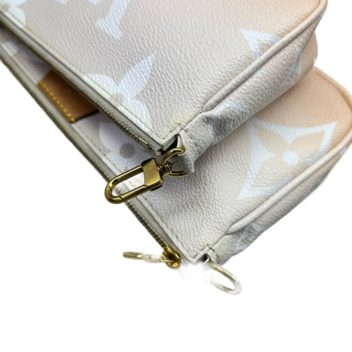 Louis Vuitton Multi Pochette Accessories Empreinte Monogram Giant Pink