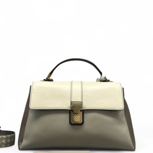 Bottega Veneta Medium Piazza Bag Calfskin White Grey Bottega Veneta Medium Piazza Bag Calfskin White Grey